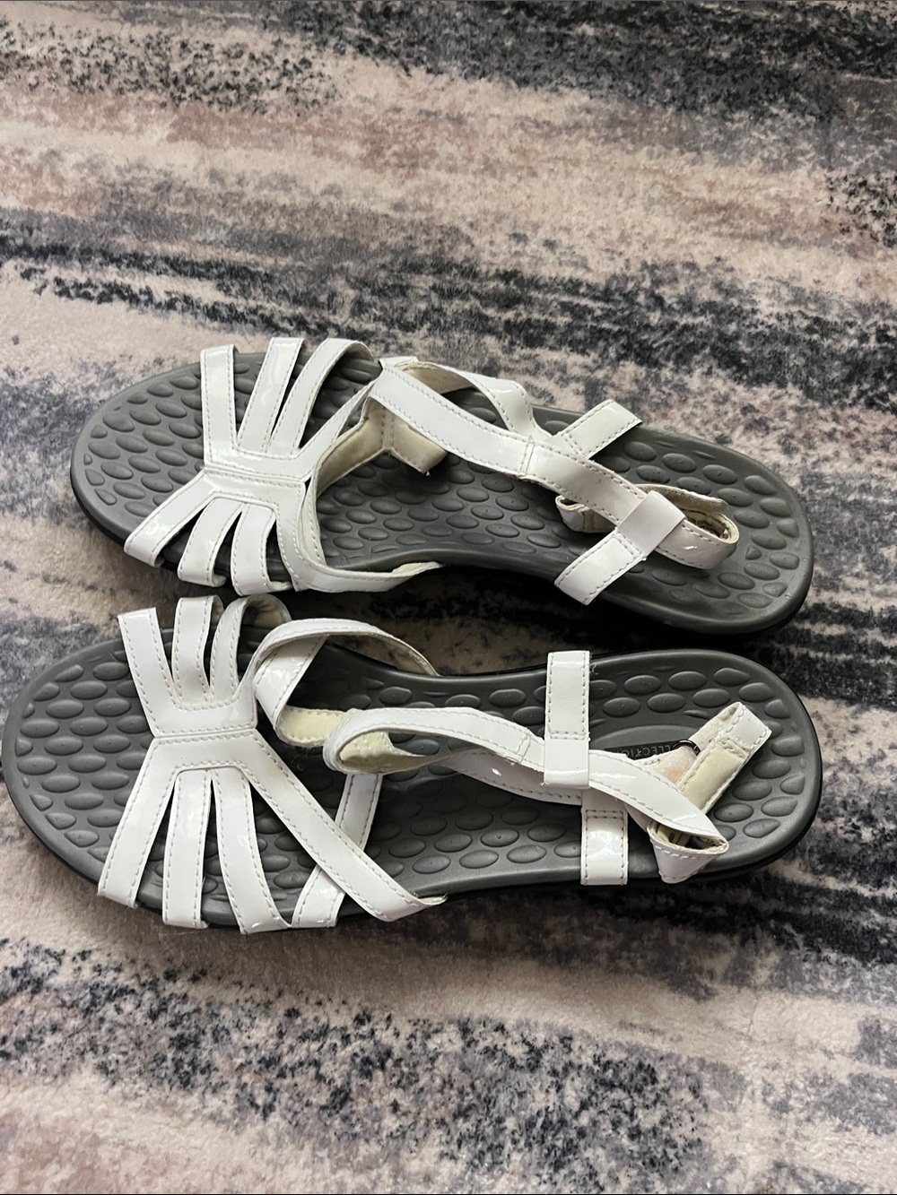 Women’s White Strappy Comfort Sandals - Picture 2 of 6